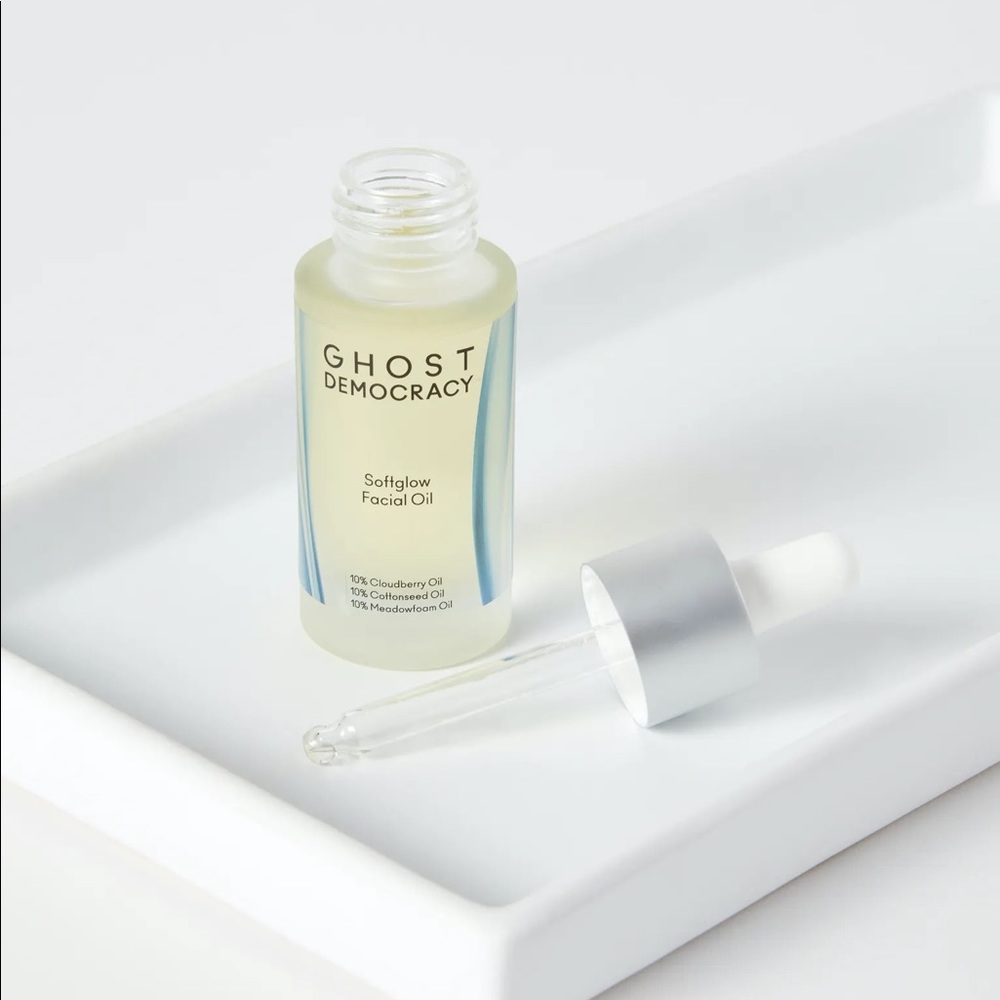 Ghost Democracy softglow facial oil NIB